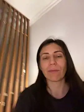 Snapshot of HotyWinter chatting on 09/23/25, 08:23 HotyWinter online show from 09/23/25, 08:23