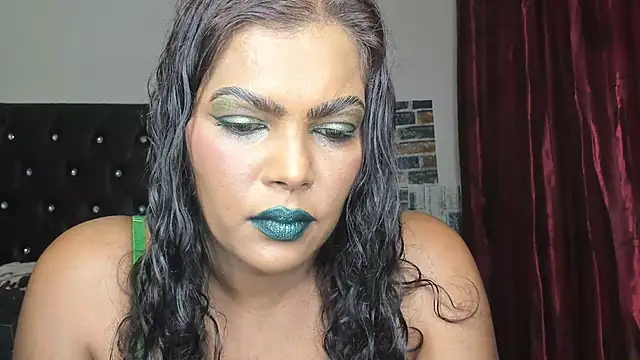 MySweetBitch143 online show from 02/12/25, 10:14