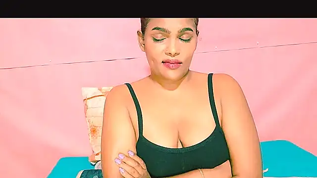 MySweetBitch143 online show from 04/21/26, 02:51