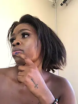 LuciousLips96 online show from 01/28/25, 10:02