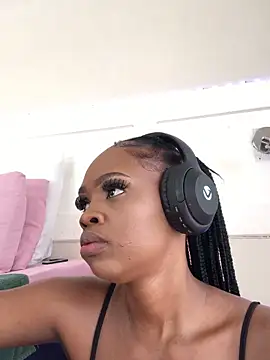 LuciousLips96 online show from 11/10/25, 07:07