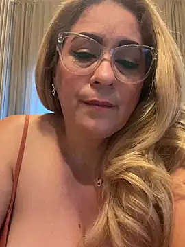 x elena x online show from 02/25/25, 01:39