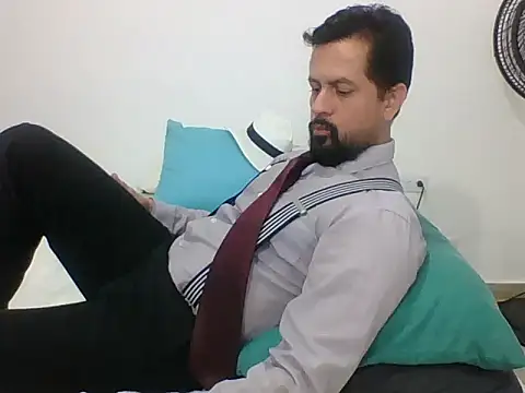 Snapshot of TRIISTAN_KING10 chatting on 12/03/24, 08:06 TRIISTAN KING10 online show from 12/03/24, 08:06