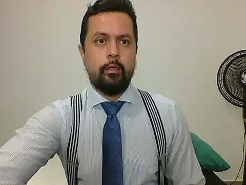 Snapshot of TRIISTAN_KING10 chatting on 12/05/24, 07:38 TRIISTAN KING10 online show from 12/05/24, 07:38