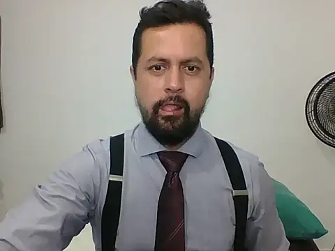 Snapshot of TRIISTAN_KING10 chatting on 12/06/24, 03:11 TRIISTAN KING10 online show from 12/06/24, 03:11