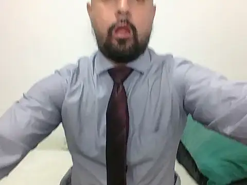 Snapshot of TRIISTAN_KING10 chatting on 12/19/24, 07:51 TRIISTAN KING10 online show from 12/19/24, 07:51