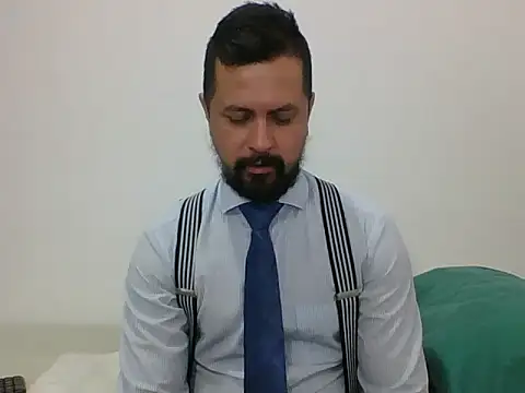 Snapshot of TRIISTAN_KING10 chatting on 01/10/25, 03:16 TRIISTAN KING10 online show from 01/10/25, 03:16