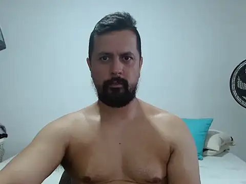 Snapshot of TRIISTAN_KING10 chatting on 01/16/25, 09:30 TRIISTAN KING10 online show from 01/16/25, 09:30