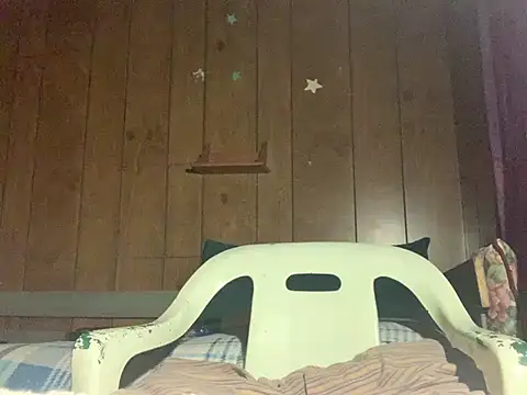 Snapshot of Tristris100 chatting on 12/10/24, 05:00 Tristris100 online show from 12/10/24, 05:00