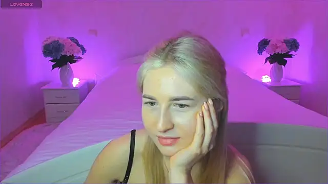 AnnaCarrera online show from 01/08/25, 01:32