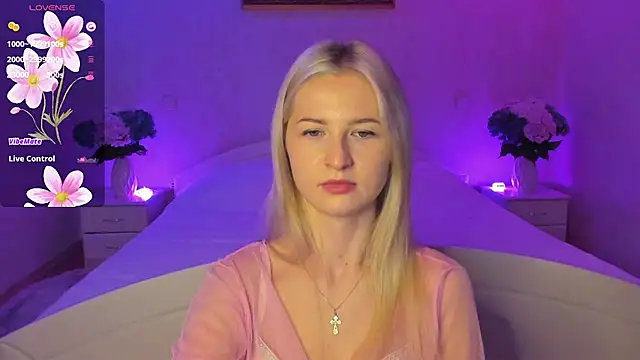 AnnaCarrera online show from 10/24/25, 09:11