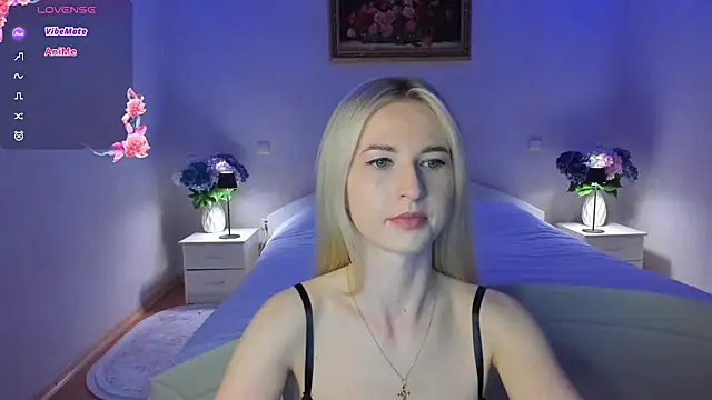 Snapshot of AnnaCarrera chatting on 05/17/26, 08:49 AnnaCarrera online show from 05/17/26, 08:49
