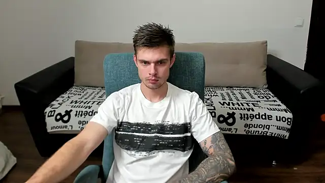 maks wolfis online show from 12/16/24, 02:25