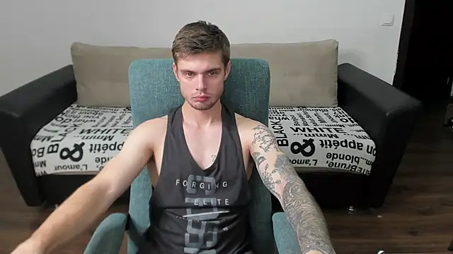 maks wolfis online show from 12/22/24, 12:39