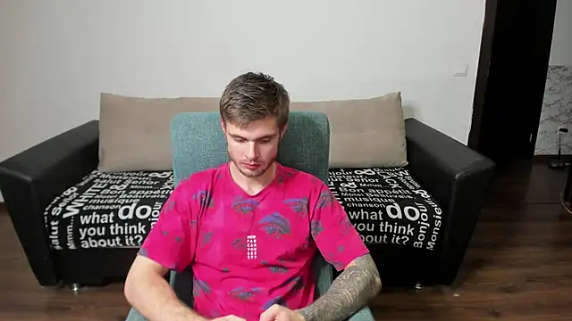 maks wolfis online show from 01/08/25, 01:31