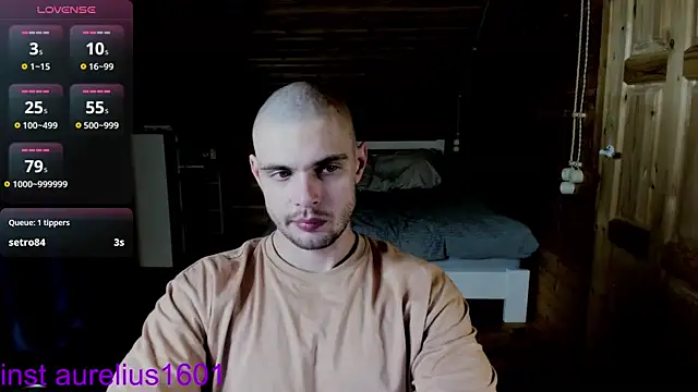 maks wolfis online show from 10/09/25, 04:16