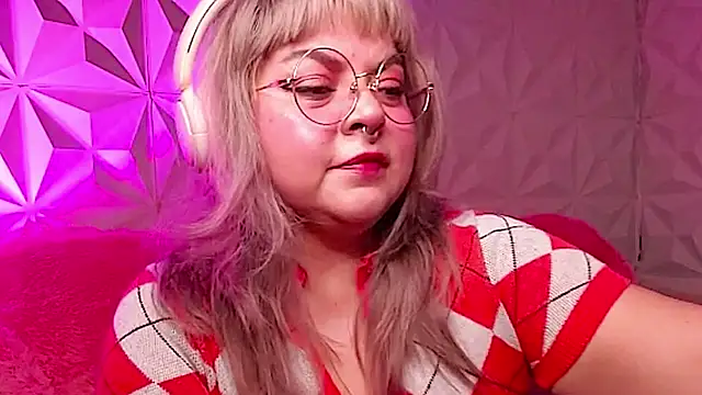 Satyn doll online show from 11/28/25, 11:07