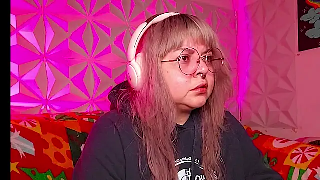 Satyn doll online show from 12/21/25, 10:28