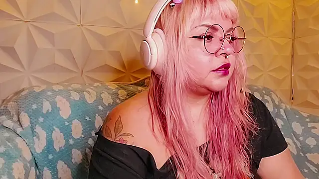 Satyn doll online show from 06/06/26, 11:42