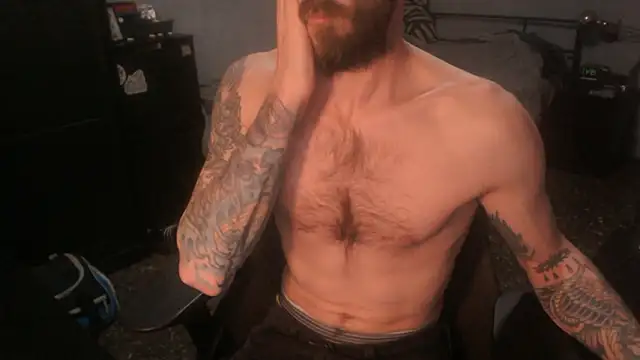 Snapshot of SexxxyLouis chatting on 03/02/26, 06:48 SexxxyLouis online show from 03/02/26, 06:48