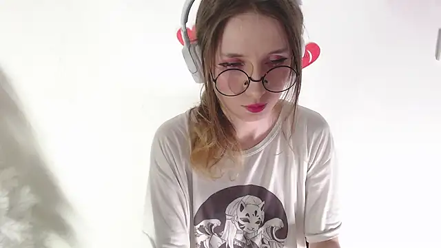  Hanna Moon  online show from 03/05/26, 10:00