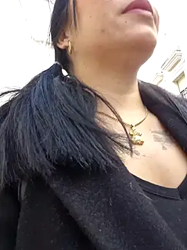 little susie online show from 12/18/25, 09:59