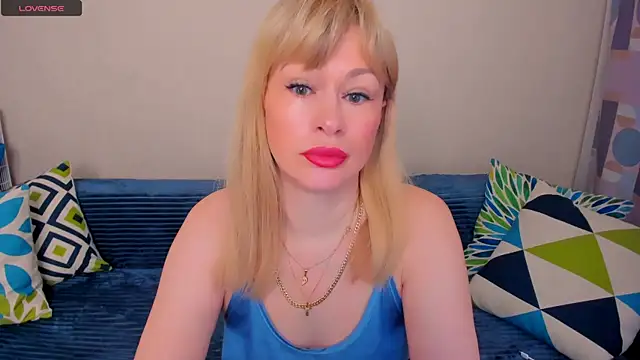 EllenMoore online show from 05/08/26, 03:12