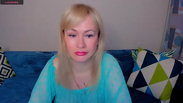 EllenMoore online show from 07/02/26, 03:06