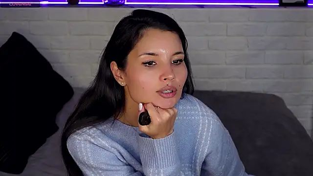 Snapshot of ErikaSoft chatting on 12/14/24, 12:55 ErikaSoft online show from 12/14/24, 12:55