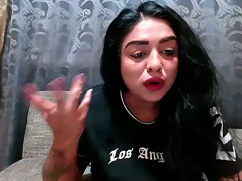 indianishkq7 online show from 02/01/25, 11:54