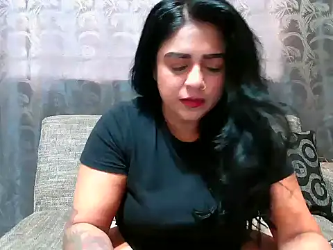 indianishkq7 online show from 03/04/25, 07:30