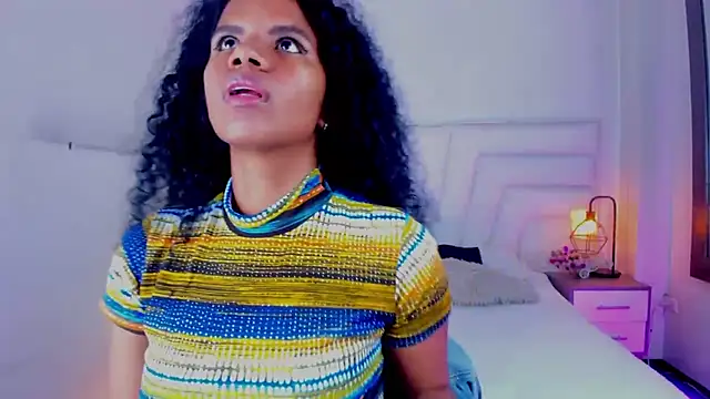 Ellie Alves online show from 02/13/25, 12:54