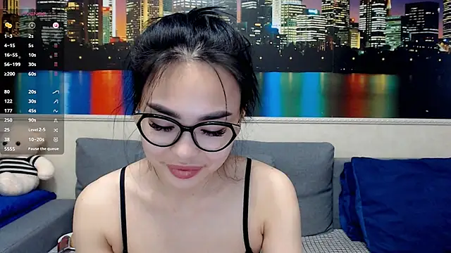 Snapshot of kwana_colada chatting on 12/22/24, 10:06 kwana colada online show from 12/22/24, 10:06