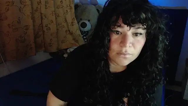 ANGELIQUE KLANE online show from 01/14/26, 01:39