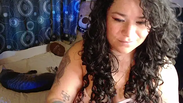 Snapshot of ANGELIQUE_KLANE chatting on 05/08/26, 04:23 ANGELIQUE KLANE online show from 05/08/26, 04:23
