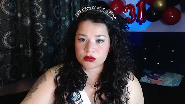 Snapshot of ANGELIQUE_KLANE chatting on 05/29/26, 09:02 ANGELIQUE KLANE online show from 05/29/26, 09:02