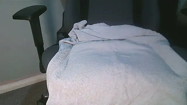 Steve88c online show from 04/21/26, 01:17