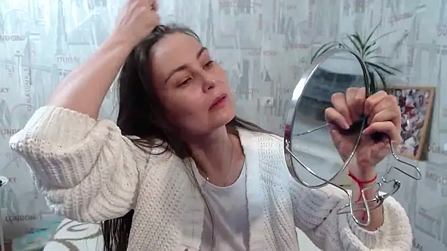 GinaQSoul online show from 10/01/25, 11:05