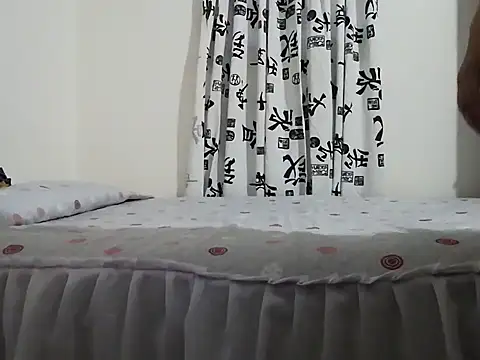 Snapshot of mari657 chatting on 12/02/24, 08:33 mari657 online show from 12/02/24, 08:33