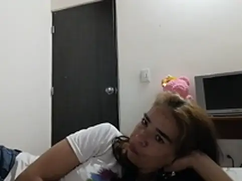 Snapshot of mari657 chatting on 02/04/25, 07:33 mari657 online show from 02/04/25, 07:33