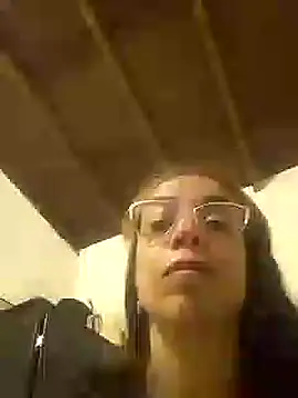 Snapshot of mari657 chatting on 02/25/25, 09:02 mari657 online show from 02/25/25, 09:02