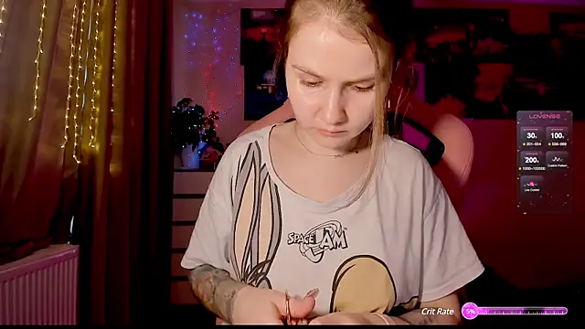 Snapshot of GoodWitch_ chatting on 01/27/25, 09:44 GoodWitch  online show from 01/27/25, 09:44