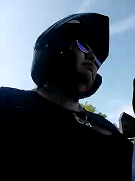 Brenda Berck  online show from 03/07/25, 01:40