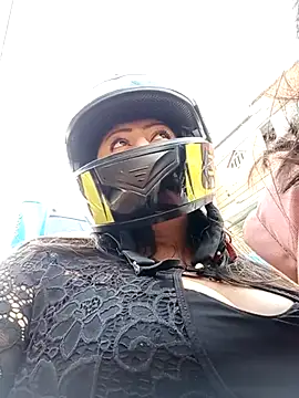 Brenda Berck  online show from 03/22/25, 09:31