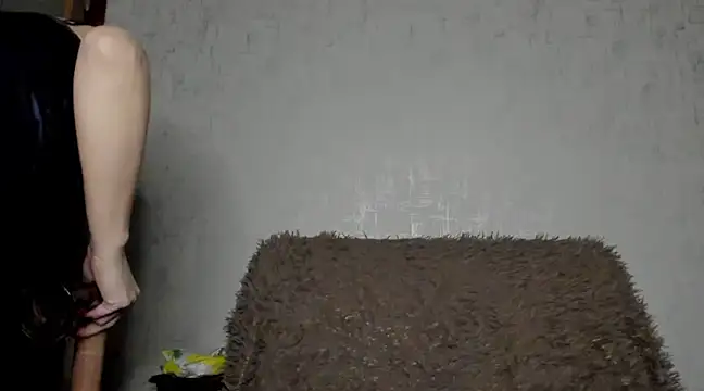 Snapshot of MissGulia chatting on 02/12/25, 12:37 MissGulia online show from 02/12/25, 12:37