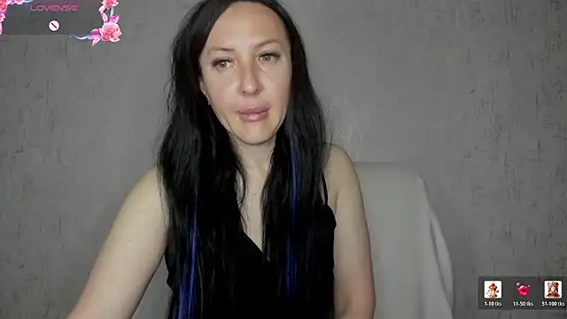 Snapshot of MissGulia chatting on 05/15/26, 12:28 MissGulia online show from 05/15/26, 12:28
