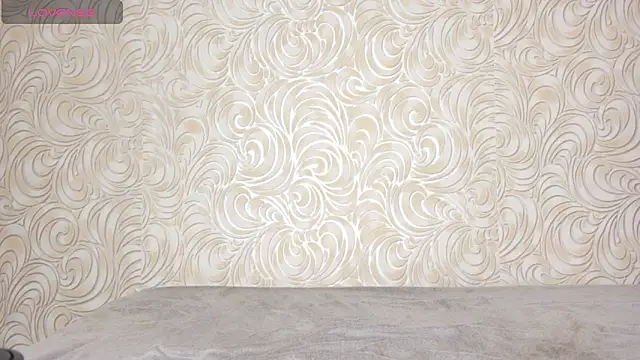 JuiliOnesunray online show from 02/07/25, 05:52