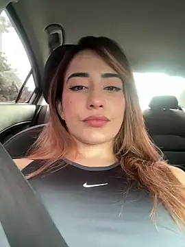 CATALINA RESTREPO online show from 01/24/25, 07:49