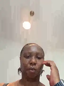 Bootyliciouse21X online show from 02/01/26, 08:29