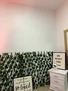 Fancyxlove online show from 02/14/25, 01:29